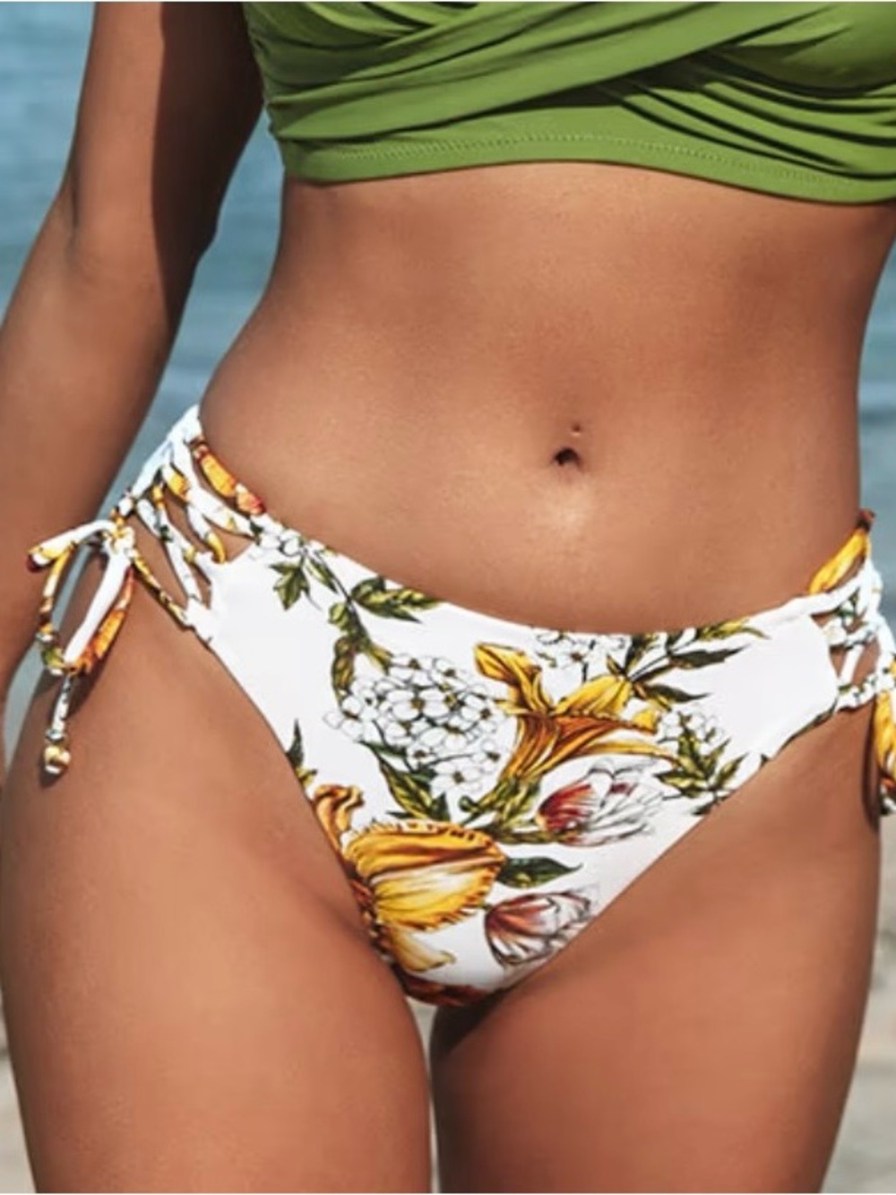 Cupshe Floral Side Tie Bikini Bottoms NWT Small White Yellow Adjustable Swim